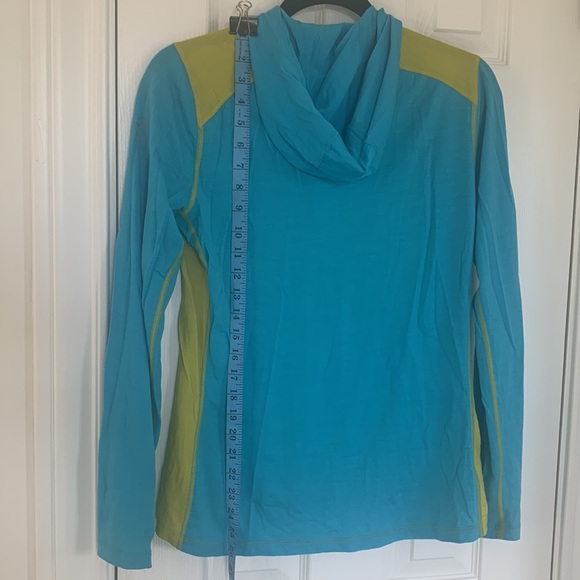 ICEBREAKER Merino Wool, Top with hoodie, Size M - Picture 6 of 8